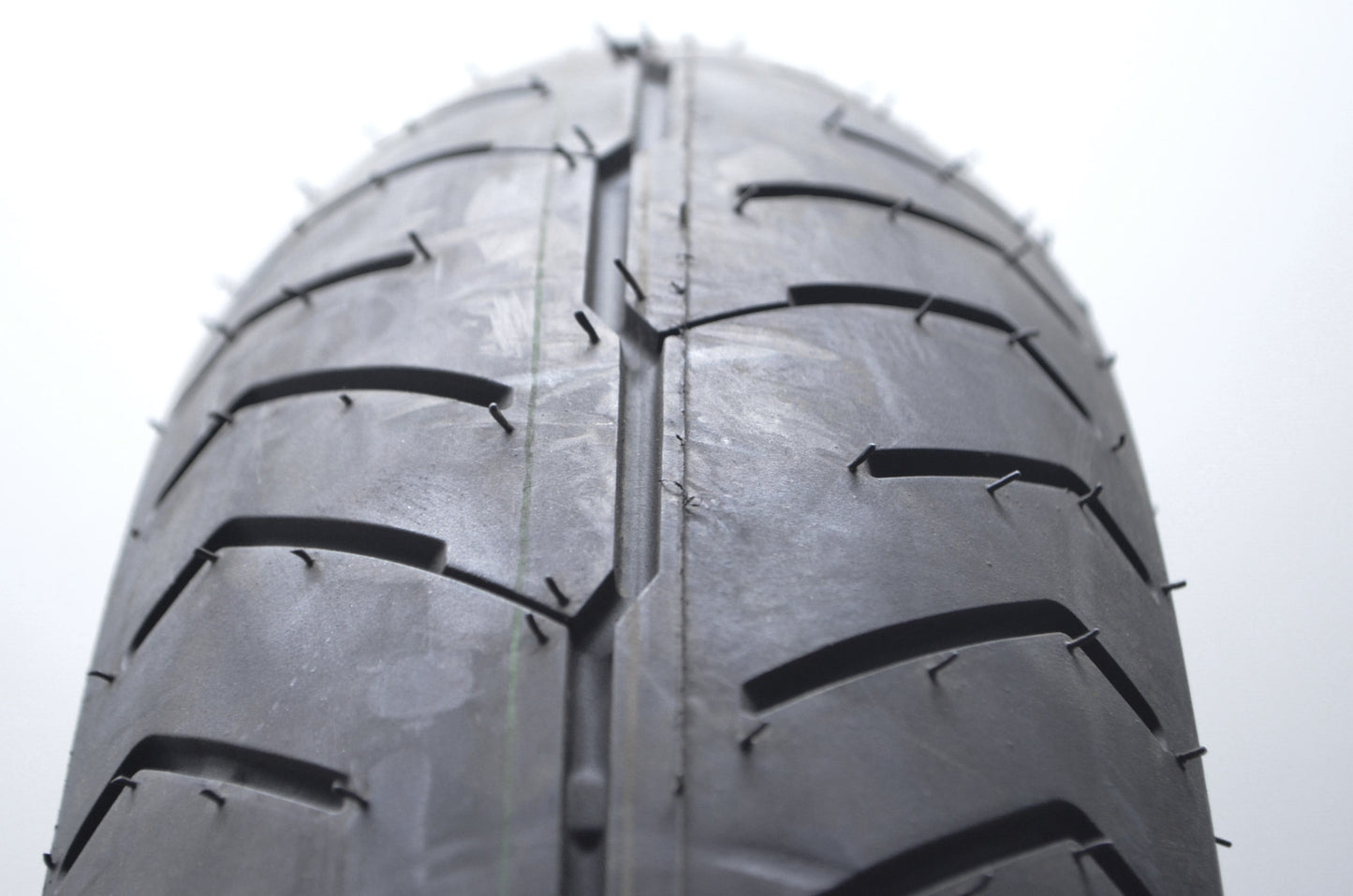 New Bridgestone 130/70ZR18 63W Exedra Max Front Tire NOS