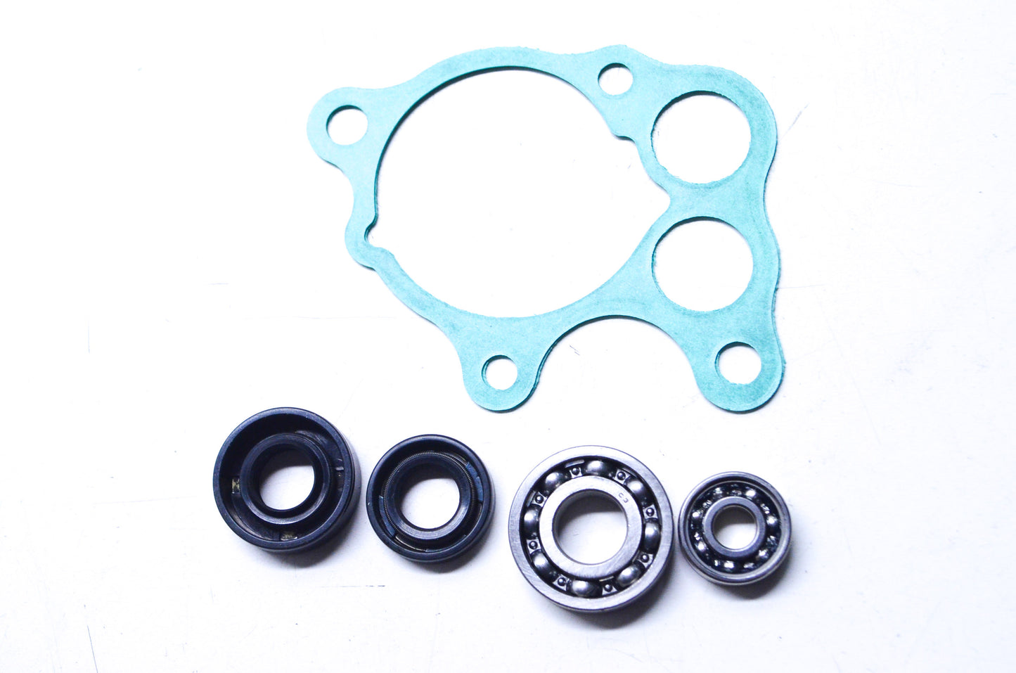 Hot Rods 421-W0012 Water Pump Rebuild Kit NOS