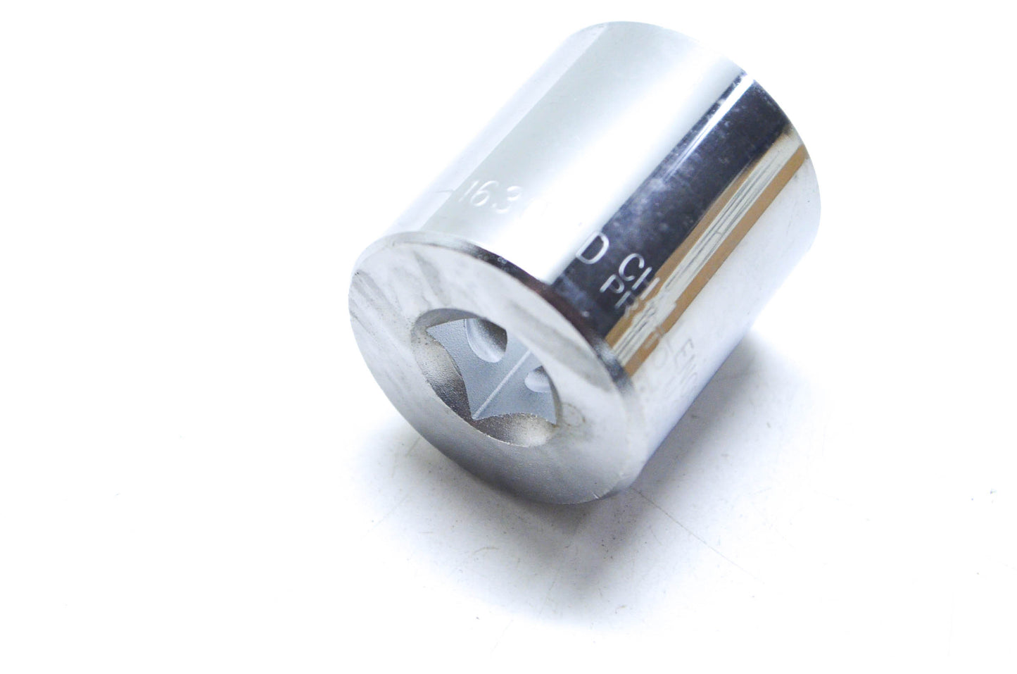 Tigershark 0644-214 30mm 12PT Short 1/2 Drive Socket NOS