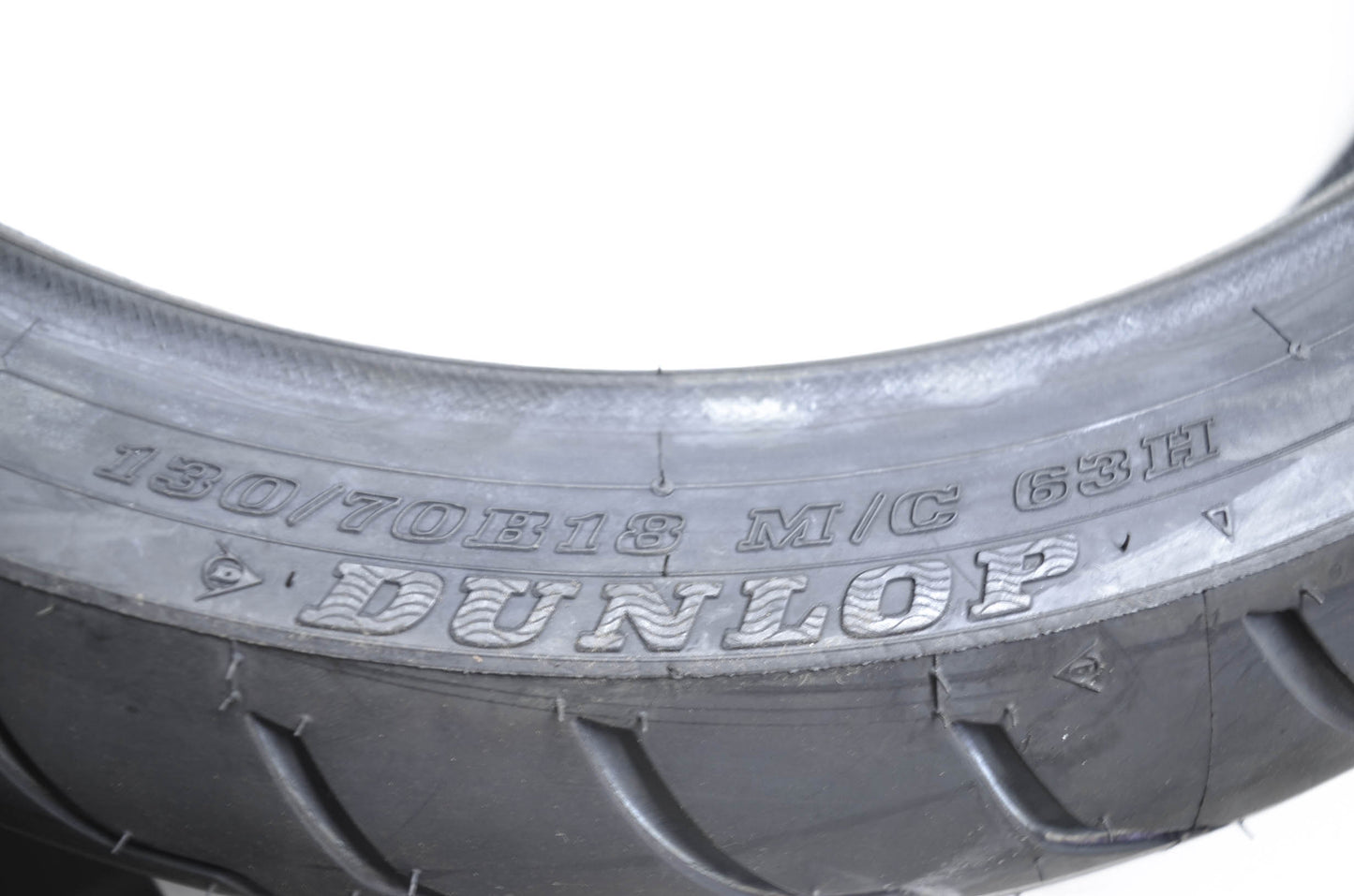 New Dunlop 130/70B18 63H American Elite Front Tire NOS