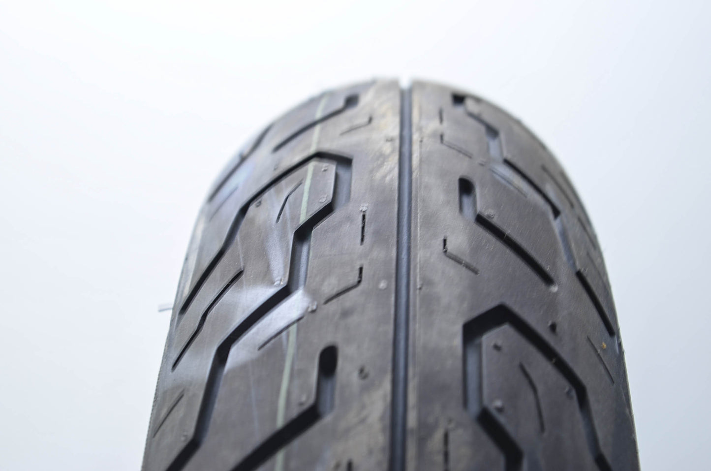 New Dunlop K555F 120/80-17M M/C 61H Front Tire NOS