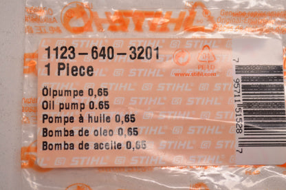 New OEM STIHL Oil Pump NOS