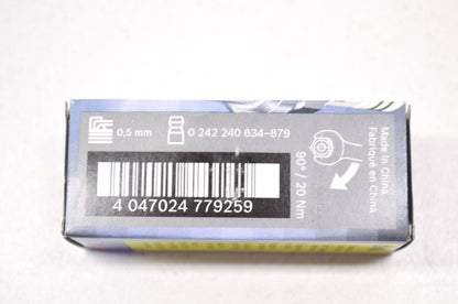 New Bosch Spark Plug QTY 4 NOS