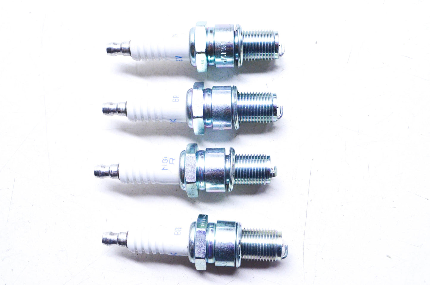 New NGK Spark Plug QTY 4 NOS