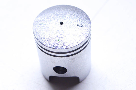 OEM Yamaha 18U-11635-00-00 Piston 1 O/S 0.25 NOS