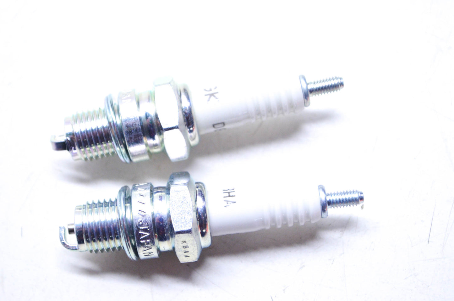 OEM Honda 98066-58717 Spark Plug (D8HA) Qty 2 NOS