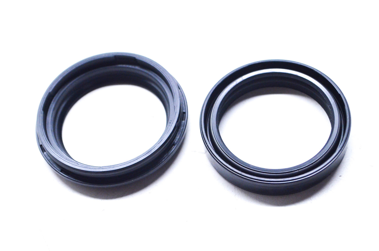 OEM Honda 51490-MW0-003 Front Fork Seal Set