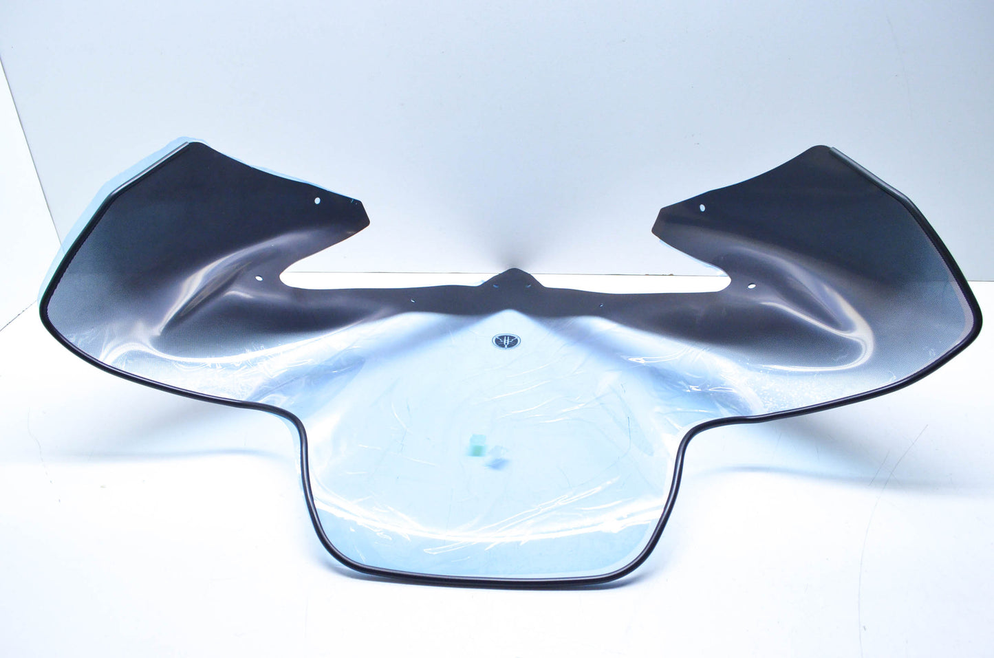 New OEM Yamaha Mid Clear/Black Fade Windshield NOS
