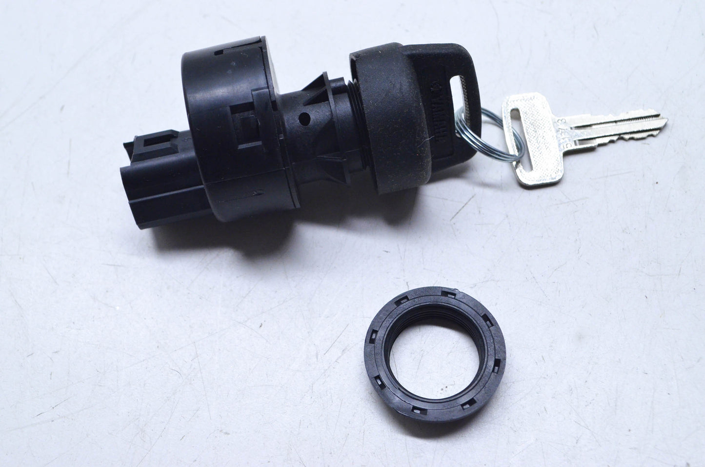New OEM Yamaha Ignitioin Key Switch NOS