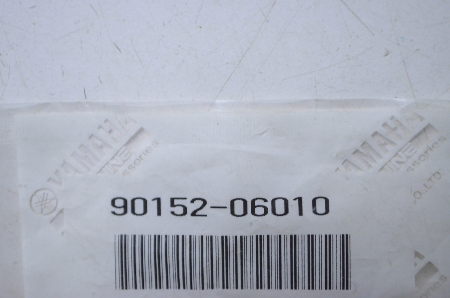 OEM Yamaha 90152-06010-00 Countersunk Screw NOS