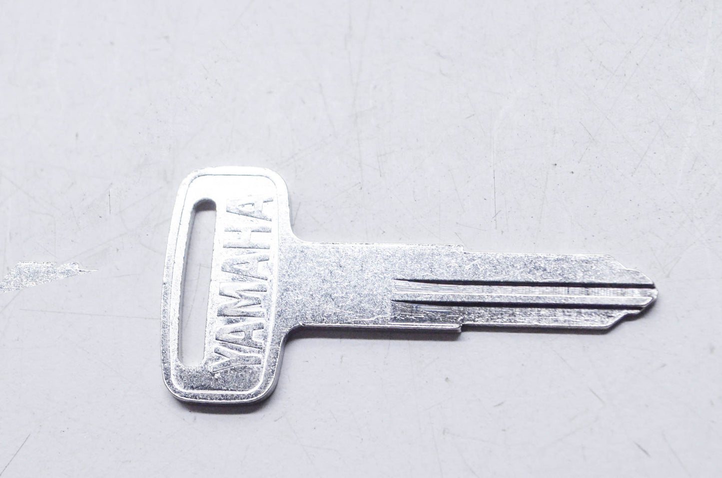 OEM Yamaha 90890-55815-00 Blank Key C NOS