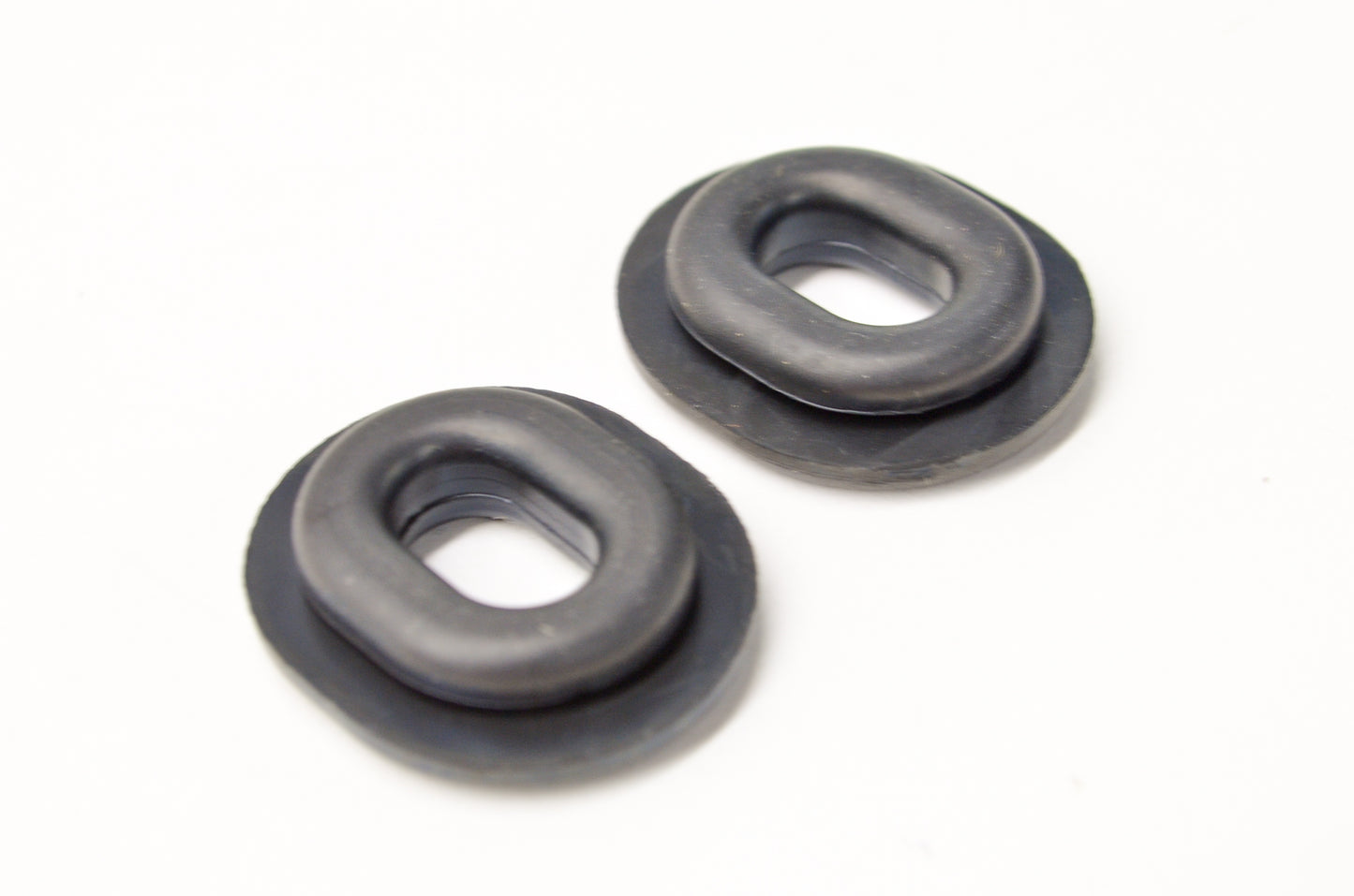 OEM Honda 83551-300-000 Air Cleaner Housing Grommet Qty 2 NOS