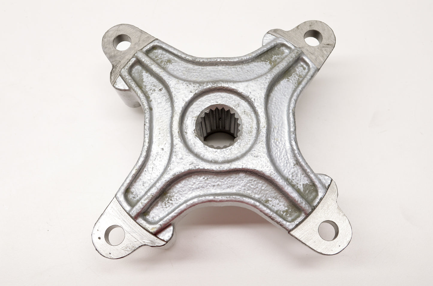 OEM Polaris 5135546 Rear Hub