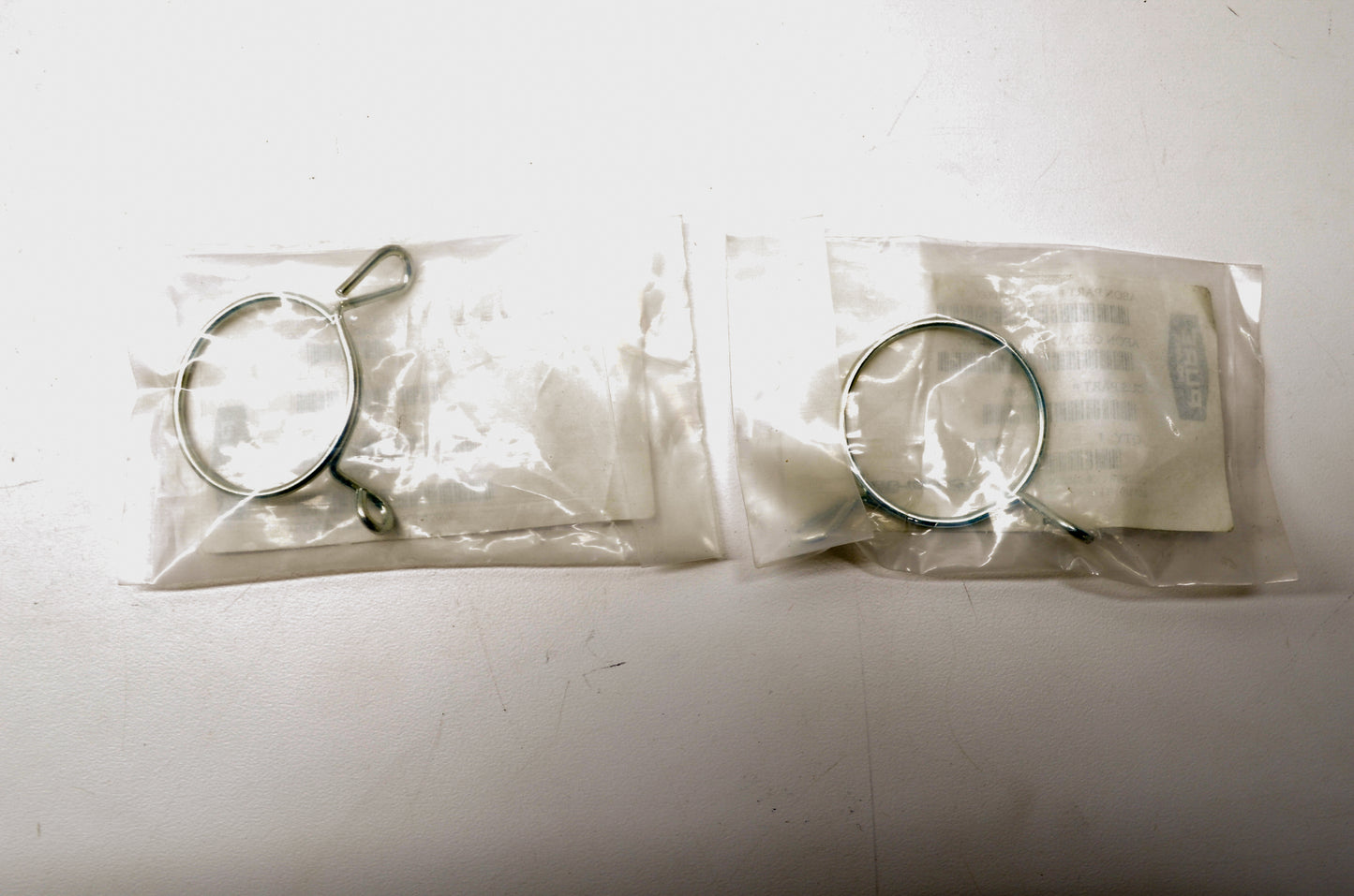 OEM Polaris 450068 Clip Qty 2 NOS