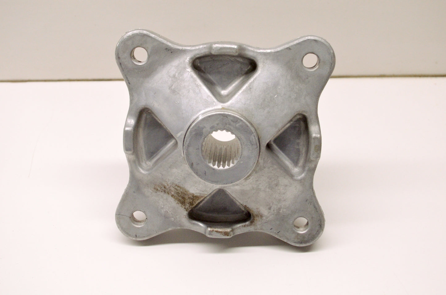 OEM Polaris 5134211 Hub-Wheel 22T Mach NOS