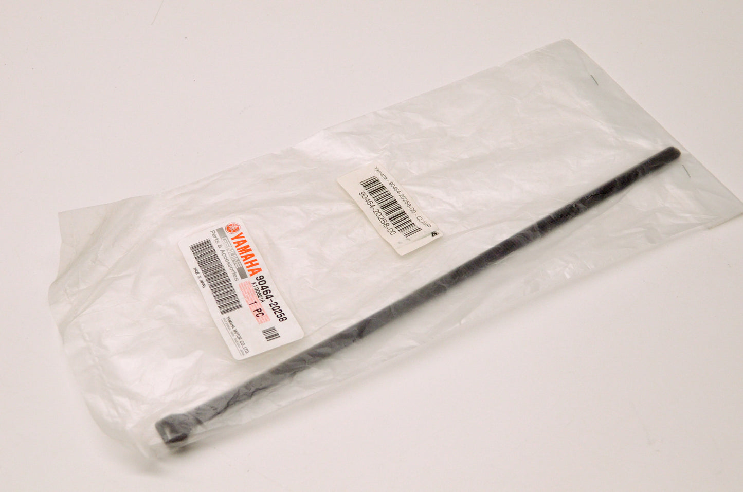 OEM Yamaha 90464-20258-00 Clamp