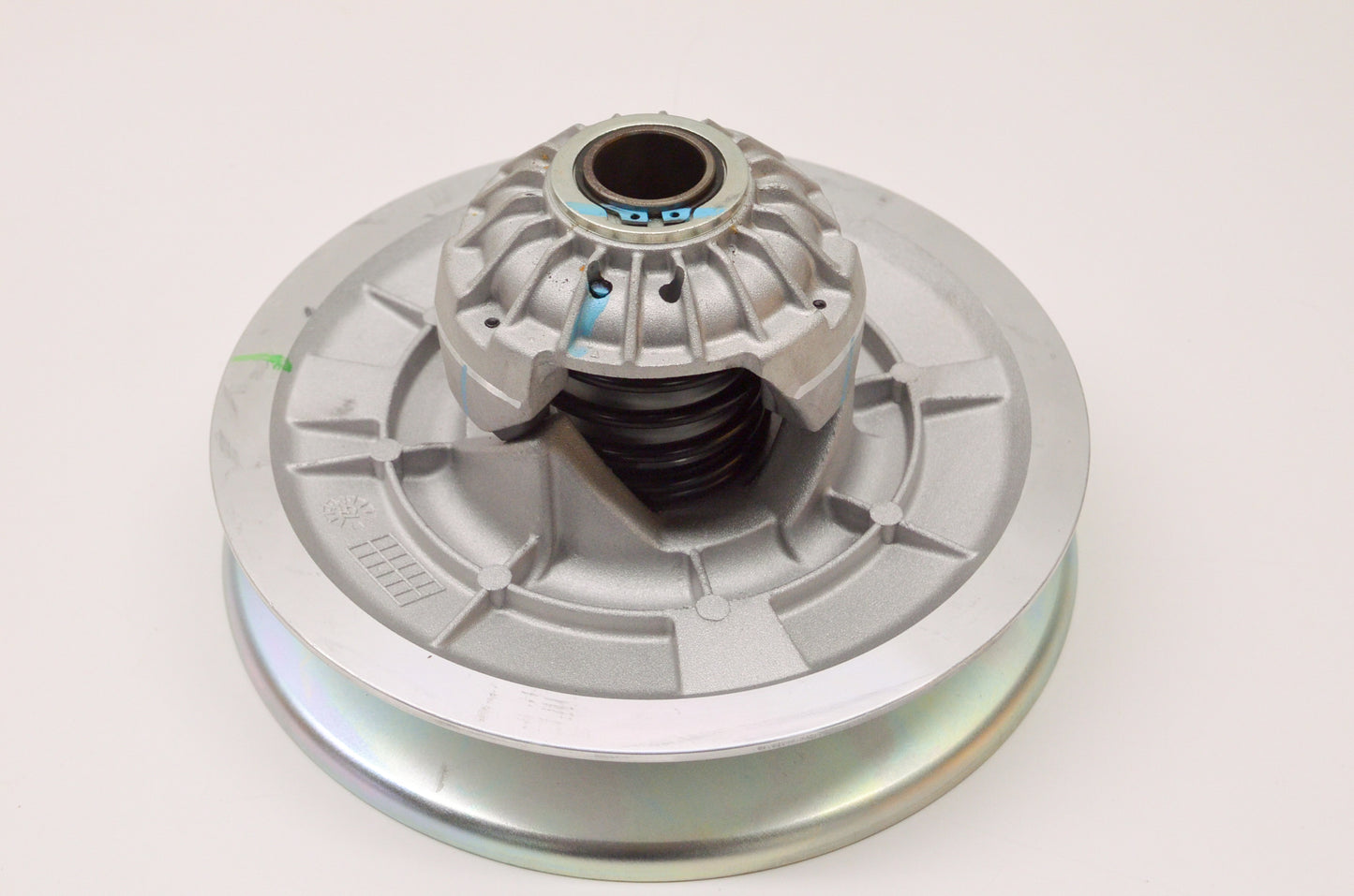 OEM Yamaha JW8-G6202-22-00 Secondary Sheave Assembly