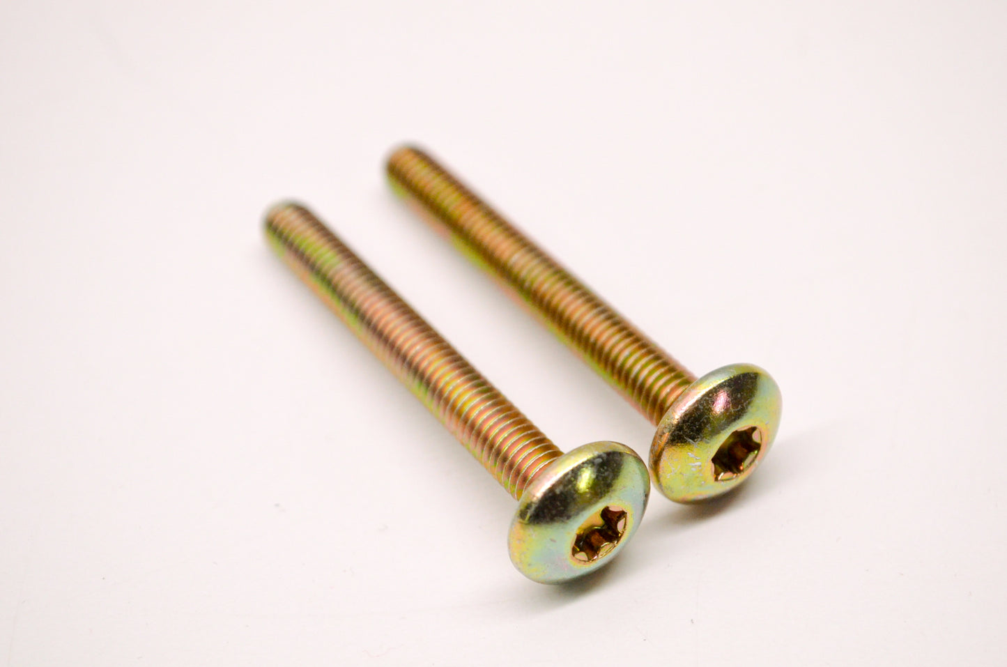 OEM Yamaha 8JP-RA267-00-00 Screw M6X1.0X50 Qty 2 NOS