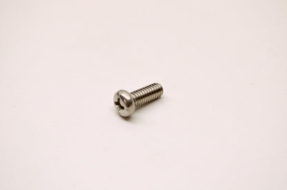 OEM Yamaha 98580-04010-00 Pan Head Screw NOS