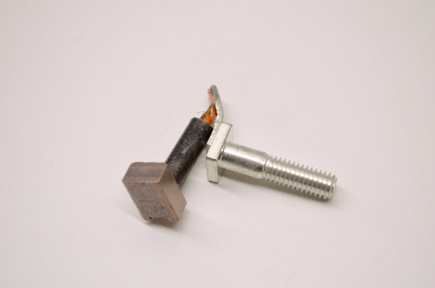 OEM Yamaha 4KB-81818-00-00 Brush & Bolt NOS