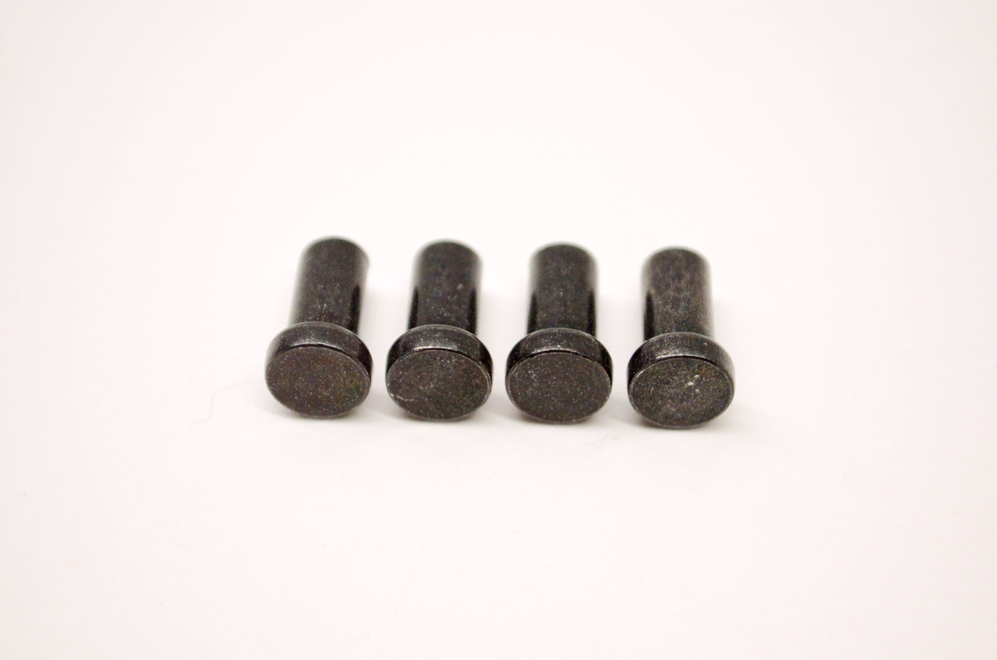 OEM Yamaha 90261-06034-00 Countersunk Rivet 13.9mm Qty 4 NOS