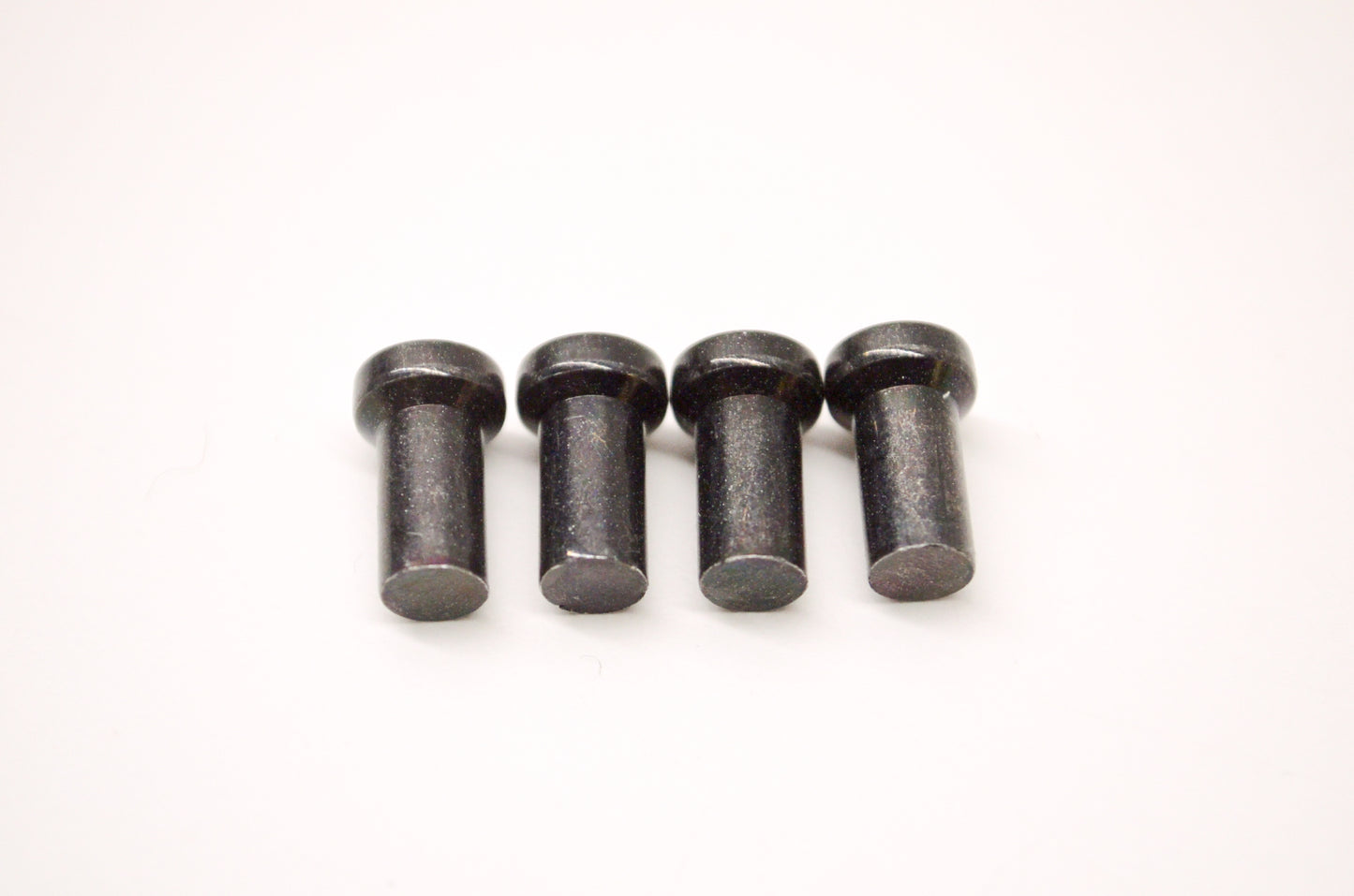 OEM Yamaha 90261-06034-00 Countersunk Rivet 13.9mm Qty 4 NOS