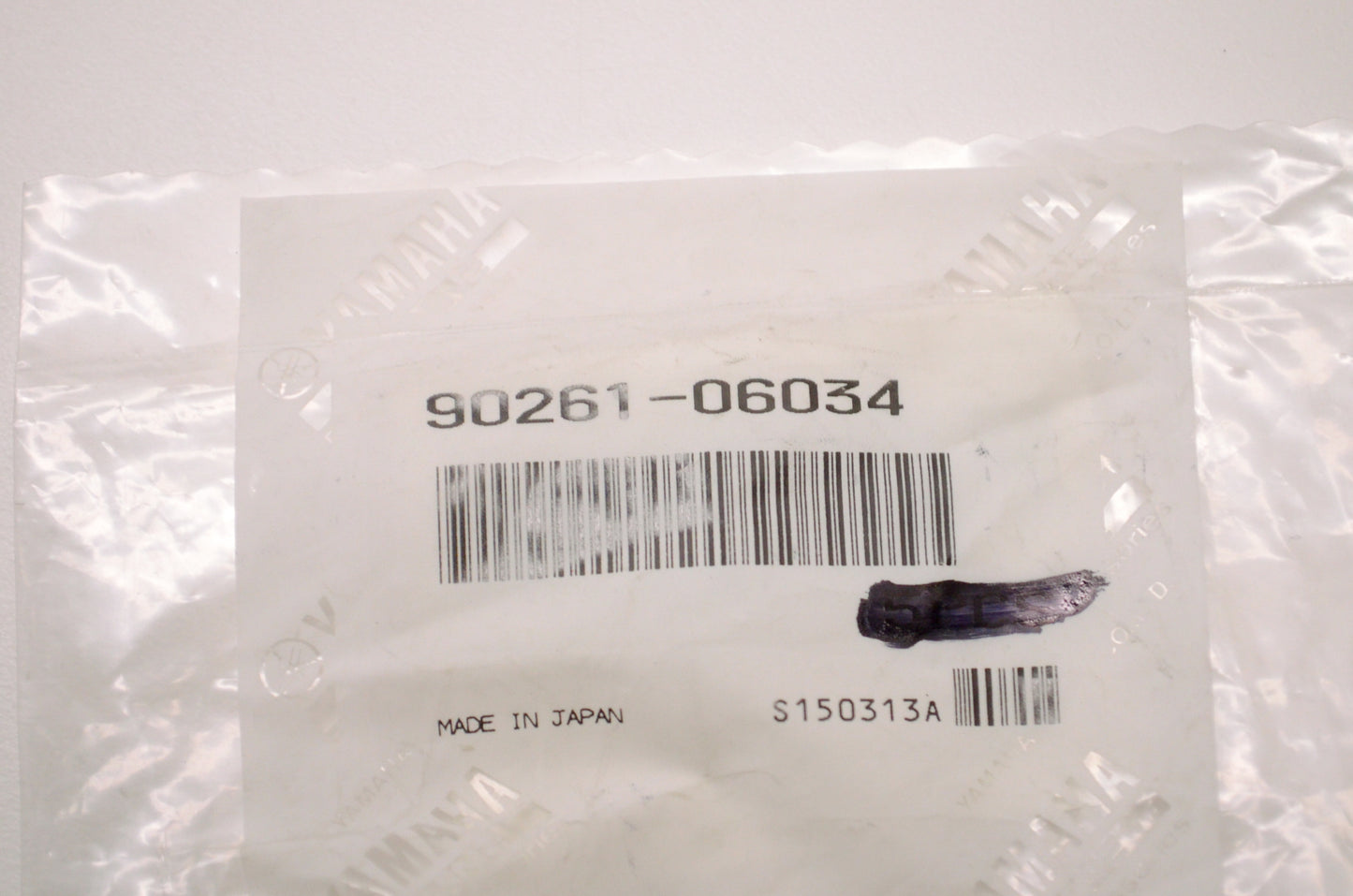 OEM Yamaha 90261-06034-00 Countersunk Rivet 13.9mm Qty 4 NOS