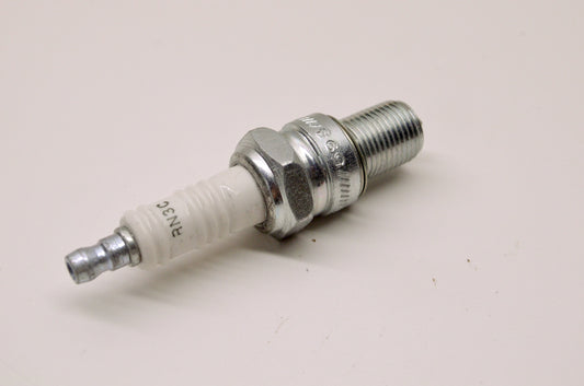Champion RN3C, 880 Spark Plug NOS