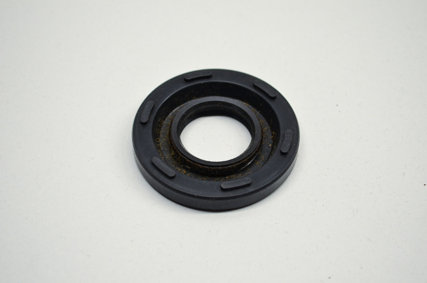 OEM Arctic Cat 3002-181 Right Crankshaft Seal M25 NOS