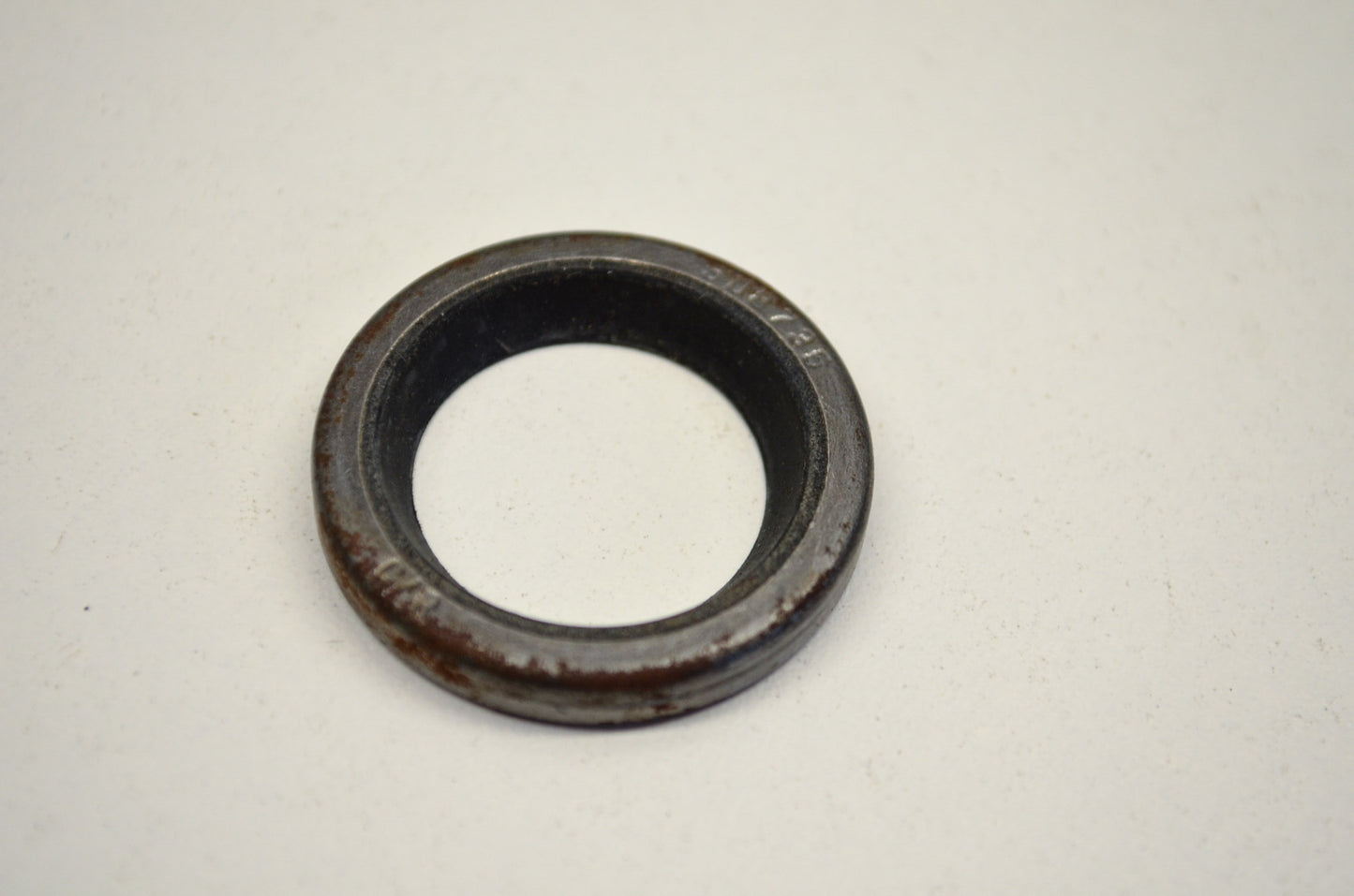 OEM Mercury 26-20465 Seal 100 150 200 250 700 800 NOS