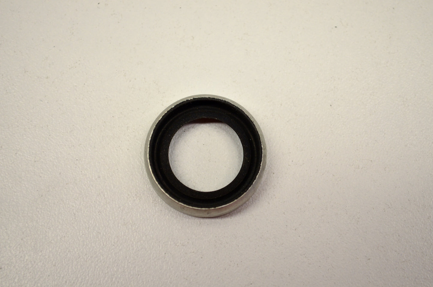 New OEM Mercury Seal Racing Outboard 100 150 200 250 NOS