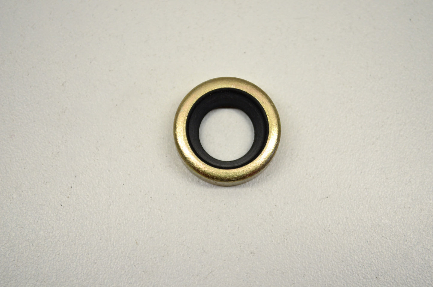 New OEM Mercury 26-22058 Seal NOS