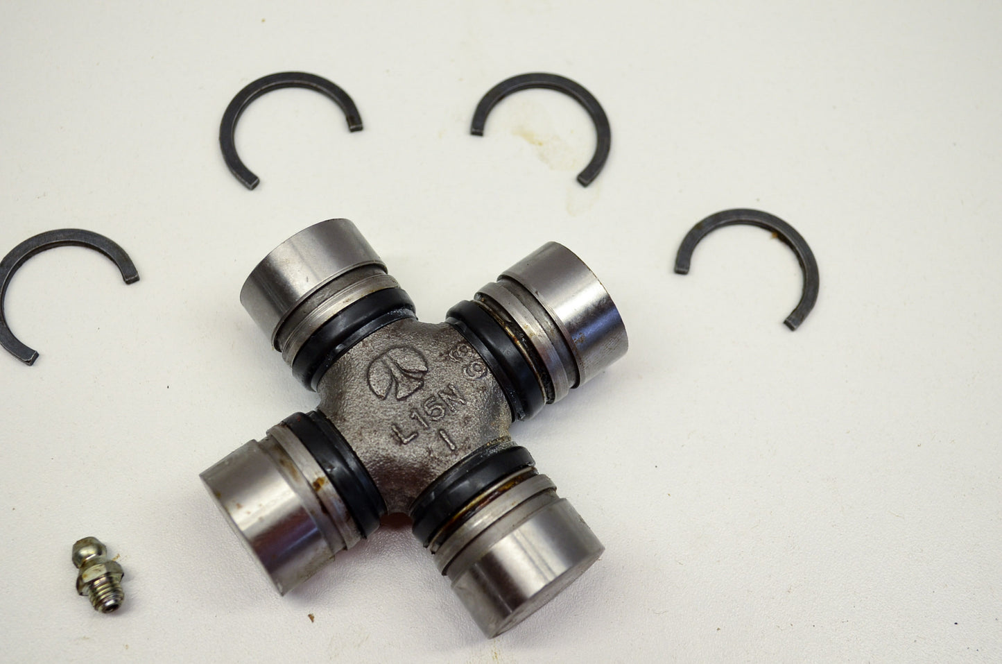 New OEM Mercury Universal Joint Kit Mercruiser Racing Sterndrive NOS