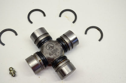New OEM Mercury Universal Joint Kit Mercruiser Racing Sterndrive NOS