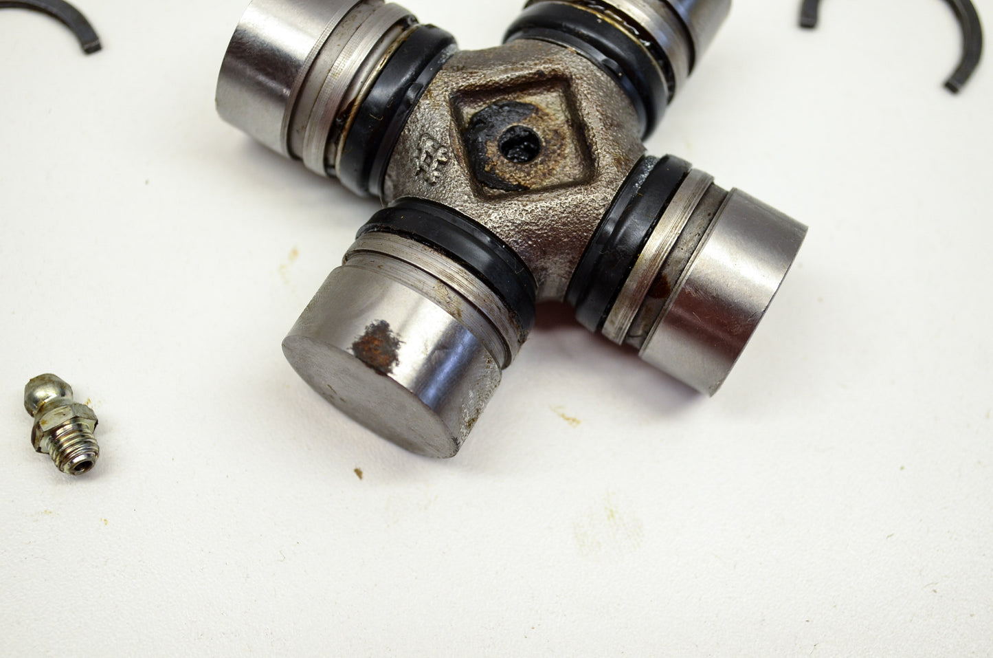 New OEM Mercury Universal Joint Kit Mercruiser Racing Sterndrive NOS