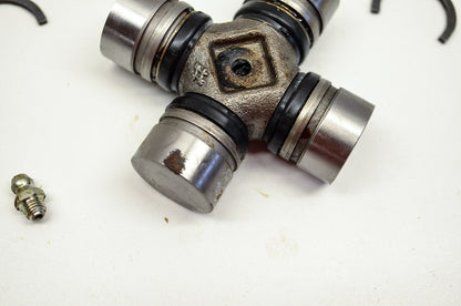 New OEM Mercury Universal Joint Kit Mercruiser Racing Sterndrive NOS