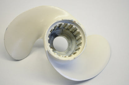 New OEM OMC Aluminum Prop Pitch Weedless 3HP 4HP NOS