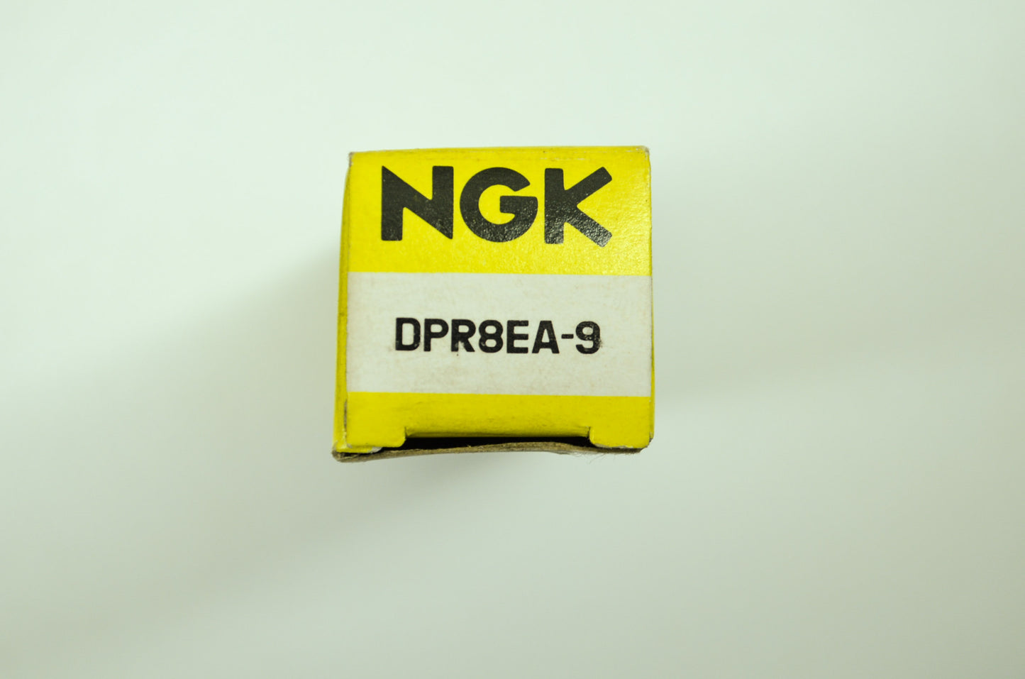 New NGK DPR8EA-9 Spark Plugs Qty 2 NOS