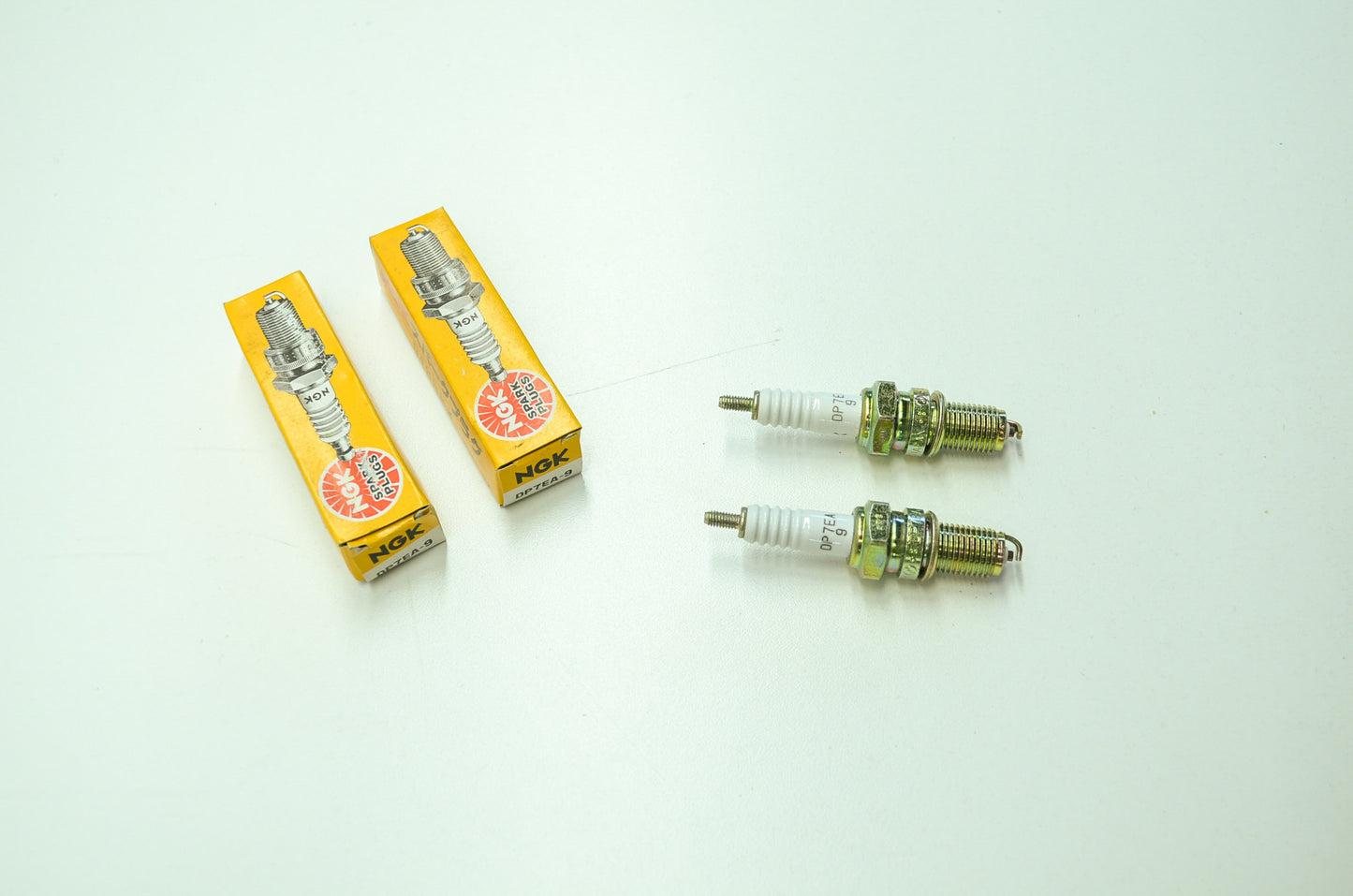 New NGK DP7EA-9 Spark Plug QTY 2 NOS