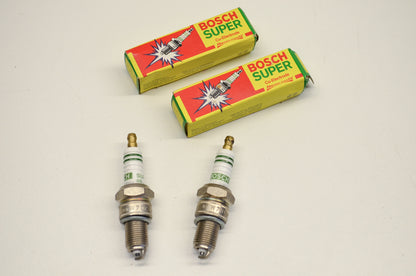 New BOSCH W7DC Spark Plugs Qty 2 NOS