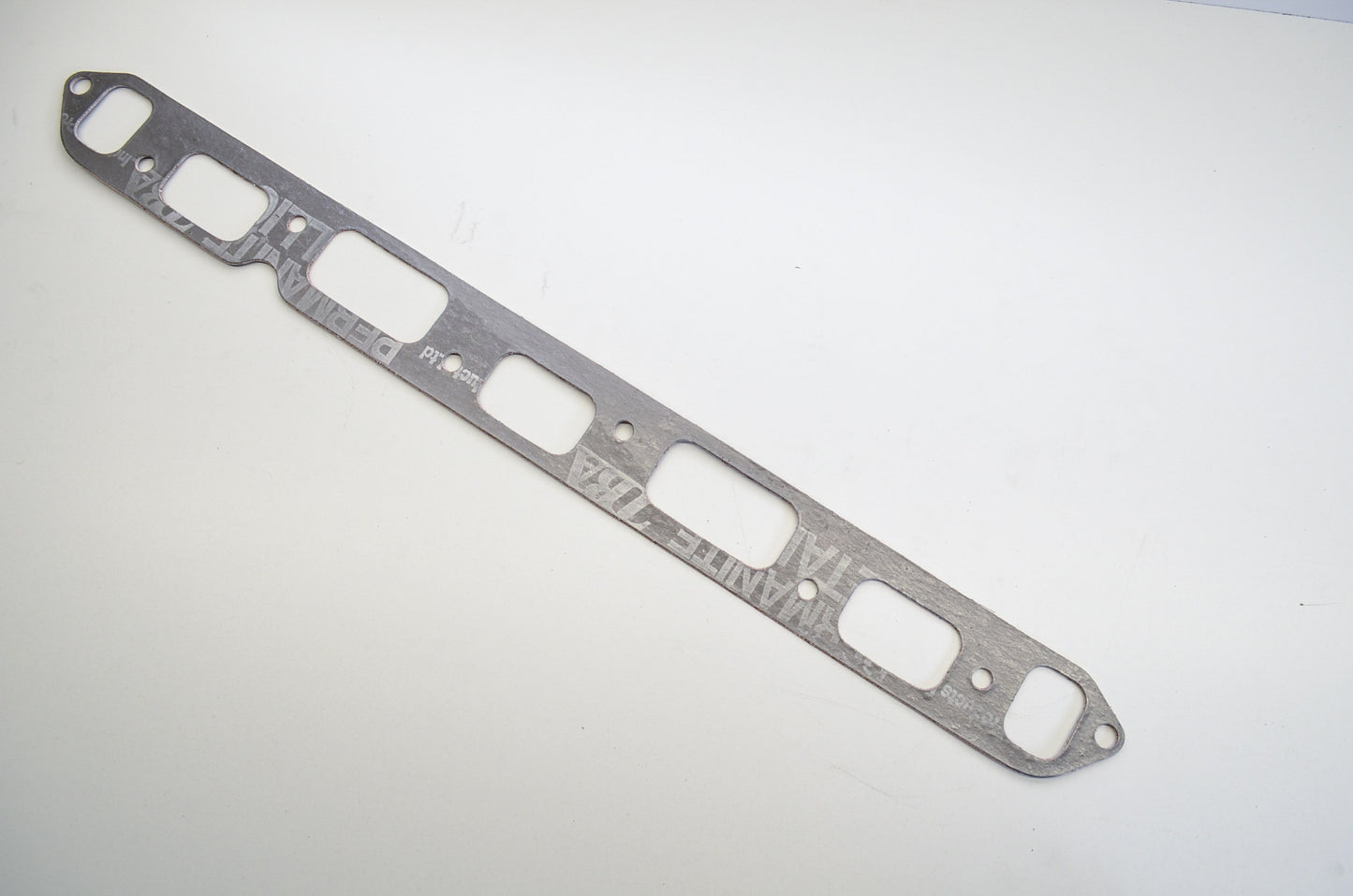 New OEM Mercury Exhaust Manifold Gasket Sierra Marine Mallory Barr GLM Osco NOS