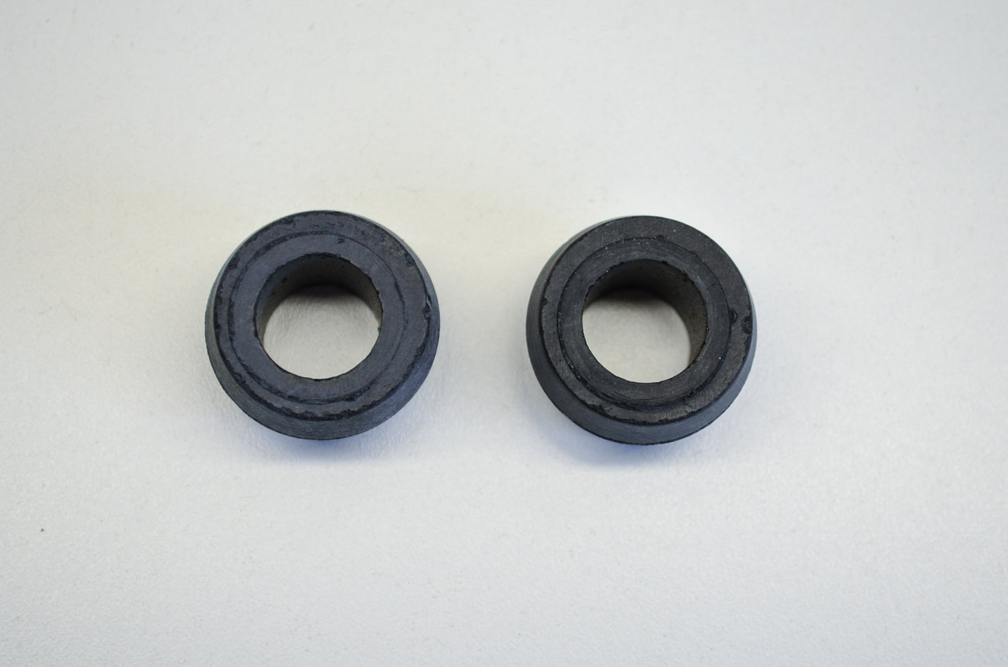 New OEM Mercury Bushings Qty 2 Mercruiser NOS