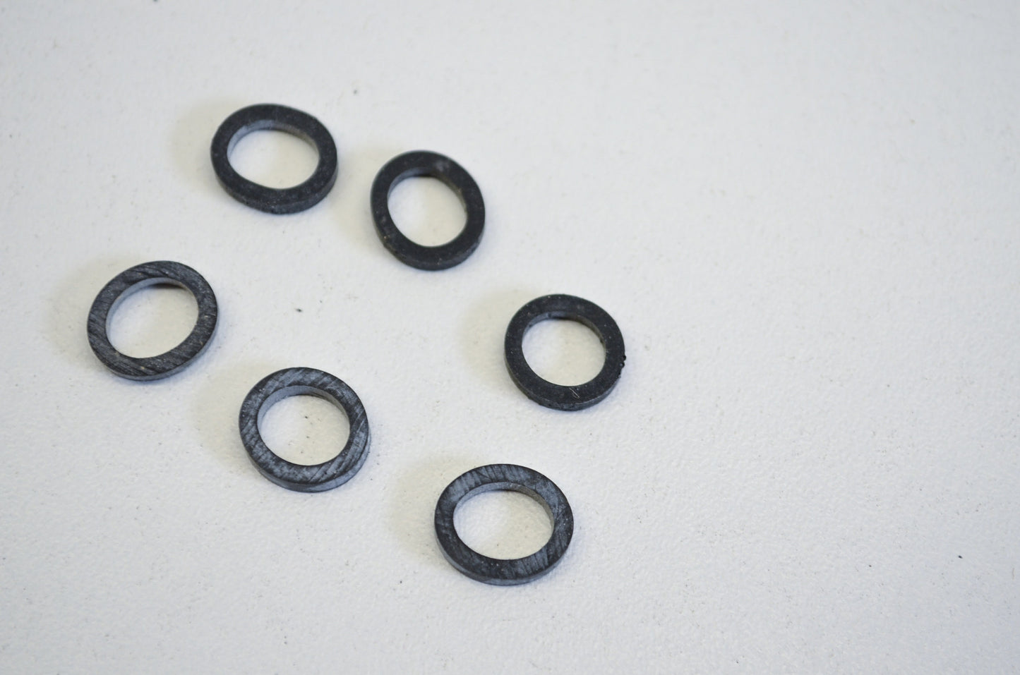 New OEM Mercury 26-34217 Seal Qty 6 Mercruiser Racing Sterndrive NOS