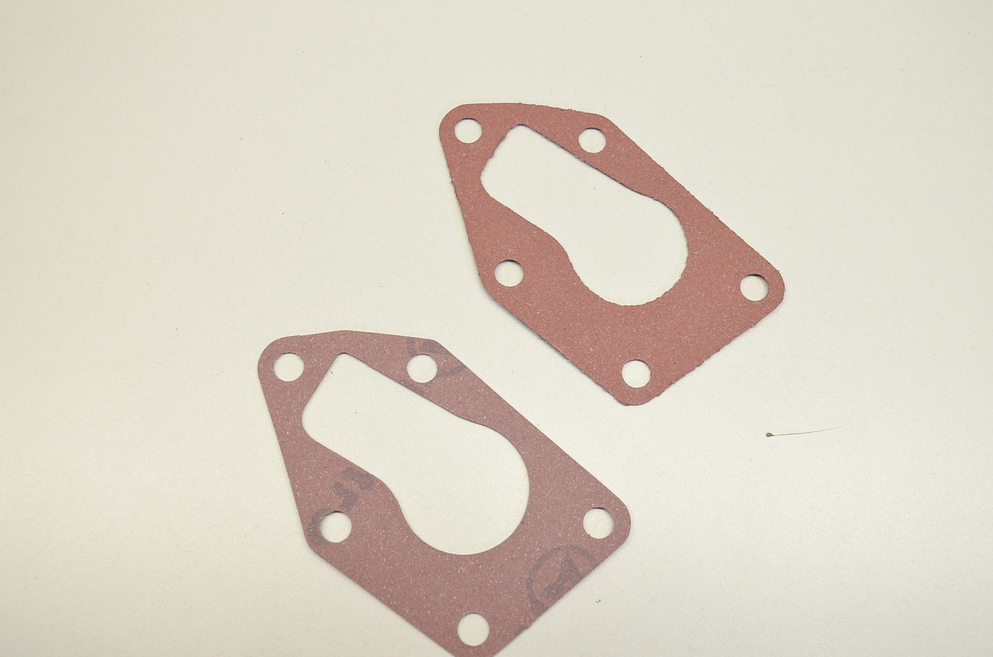 New OEM Mercury 27-35150 Gaskets Qty 2 NOS