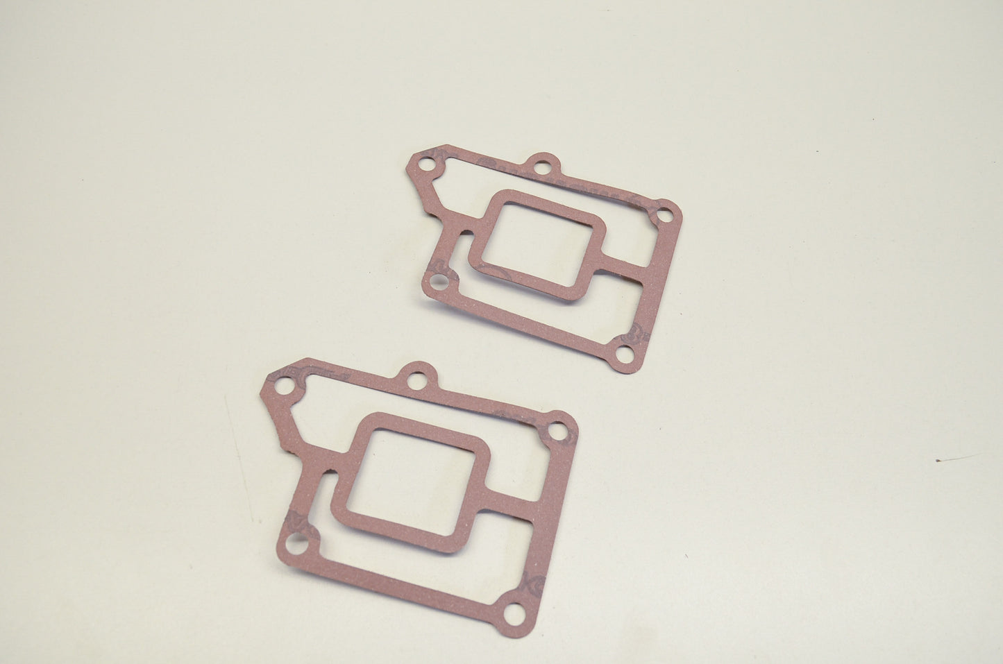 New OEM Mercury 27-35146 Gaskets Qty 2 NOS