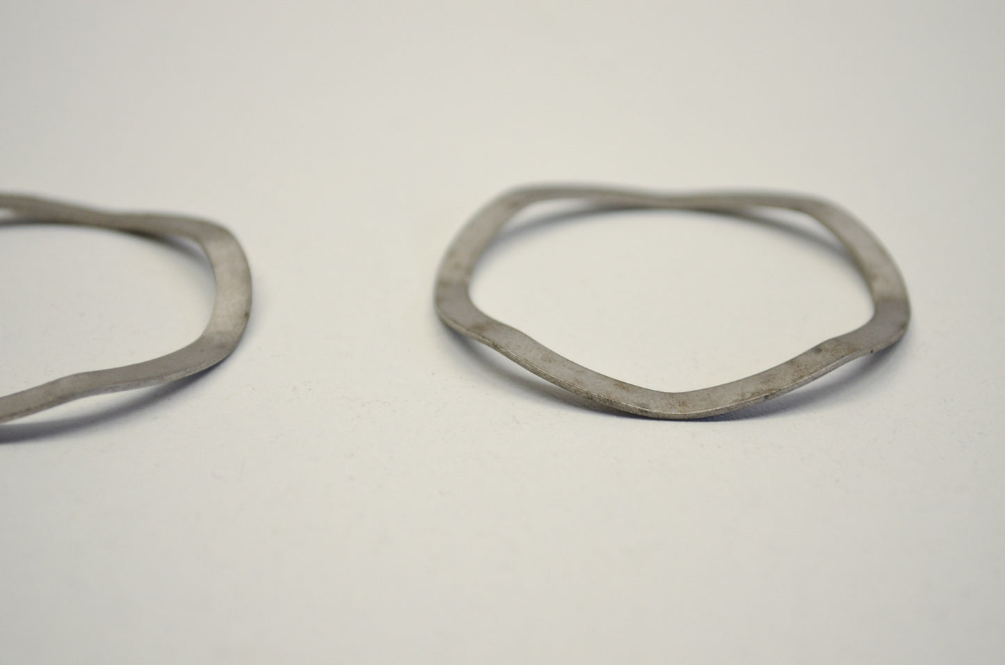 New OEM Mercury Wave Washers Qty 2 NOS