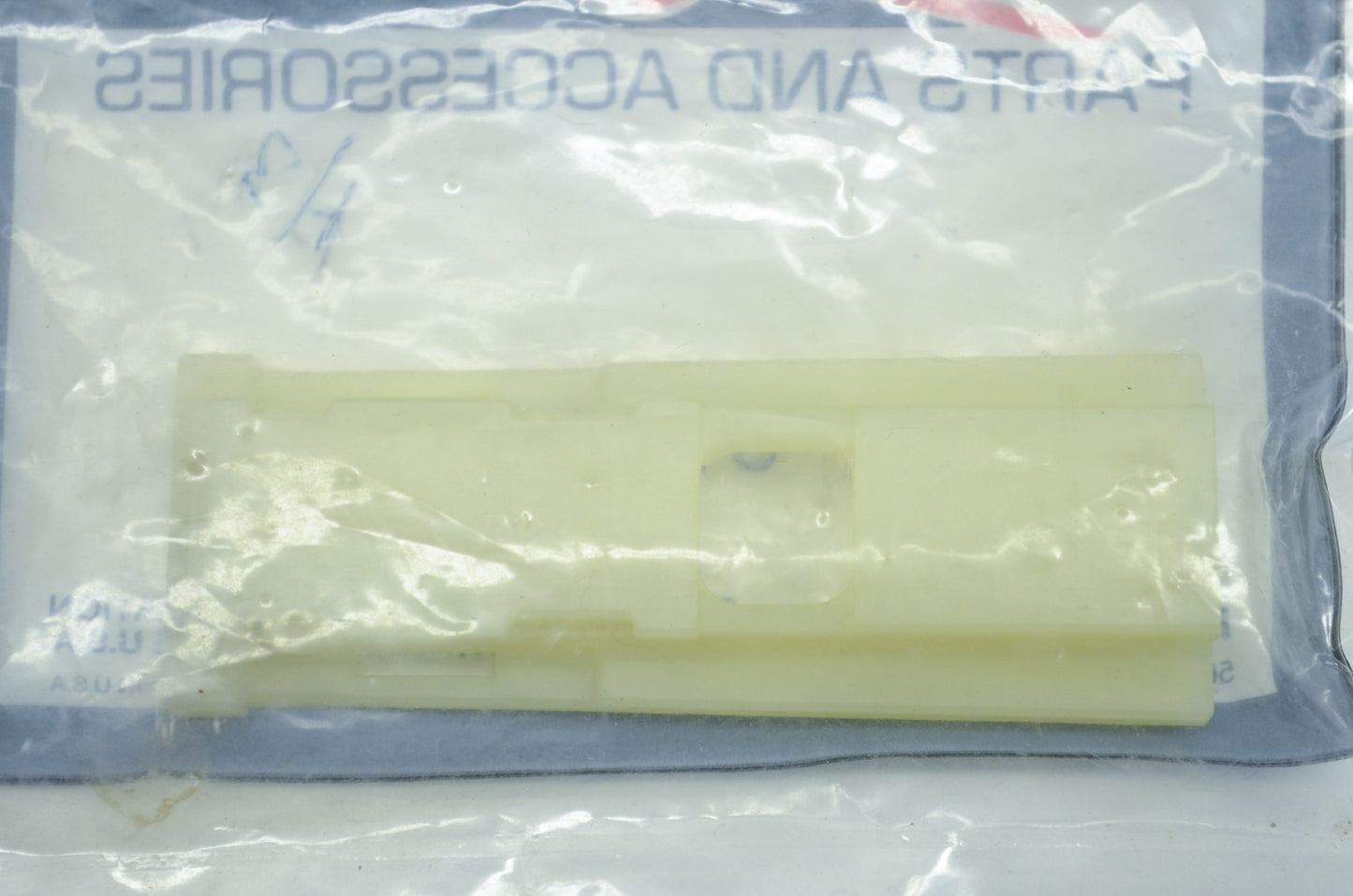 New OEM Mercury 89987 Switch Retainer NOS