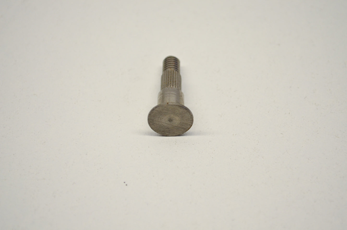 New OEM Mercury Knurled Pin Mariner 70 80 90 115 140 NOS