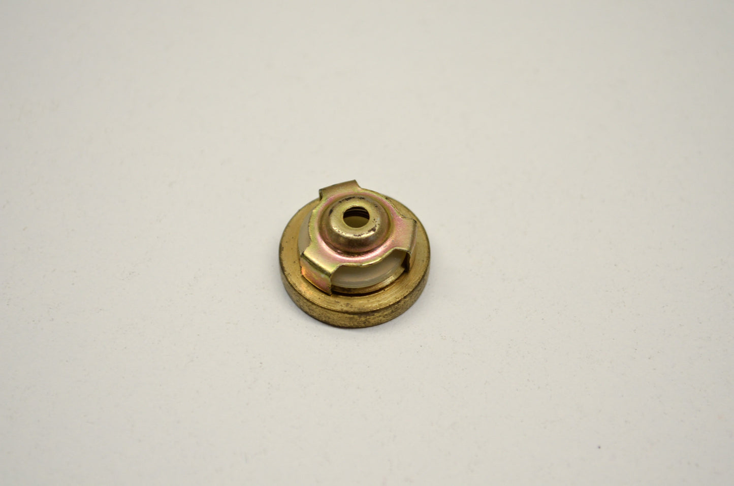 New OEM Mercury Fuel Pump Check Valve Mariner 75 100 110 115 150 200 250 300 350