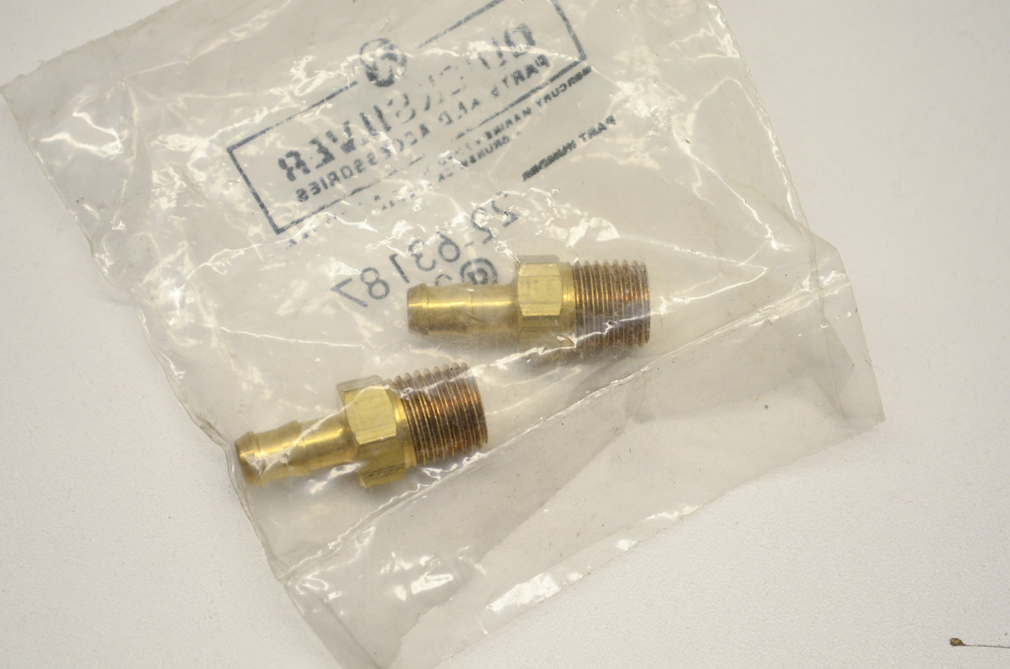 OEM Mercury 22-63187 Fuel Fitting Racing Sterndrive Qty 2 NOS